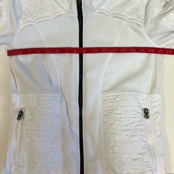 Lululemon Fleecy Keen Jacket Size 8 - Picture 7 of 11